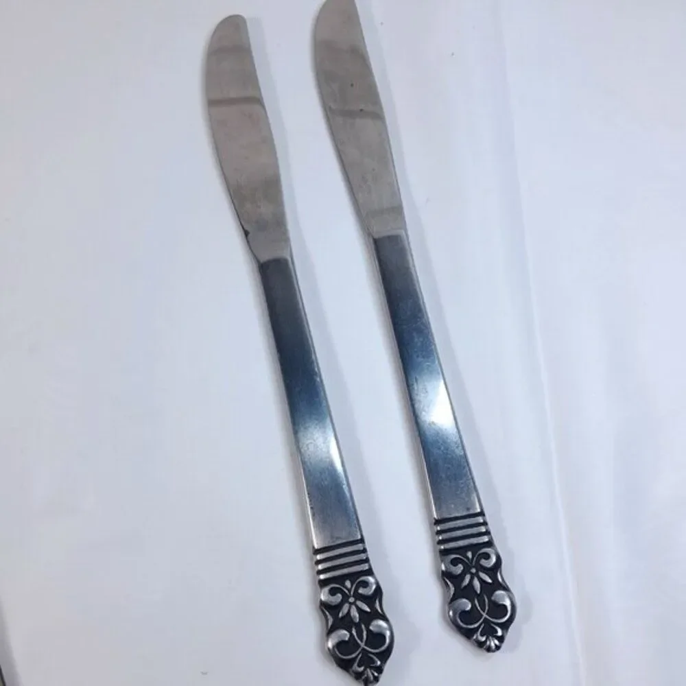 Cambridge Stainless Steel CBS1‎ Knife Dinner butter set 2 scroll fleur de lis
